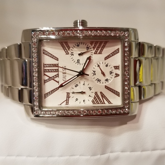 Watch - Picture 5 of 8